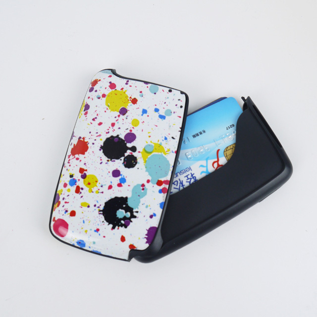 Hvordan velge den beste kredittkortholderen i aluminium for sikkerhet og stil?